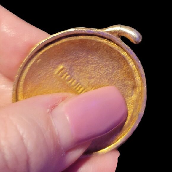 60's Vintage Houbigant Solid Perfume Compact with Chantilly Red Cabochon - Picture 9 of 12